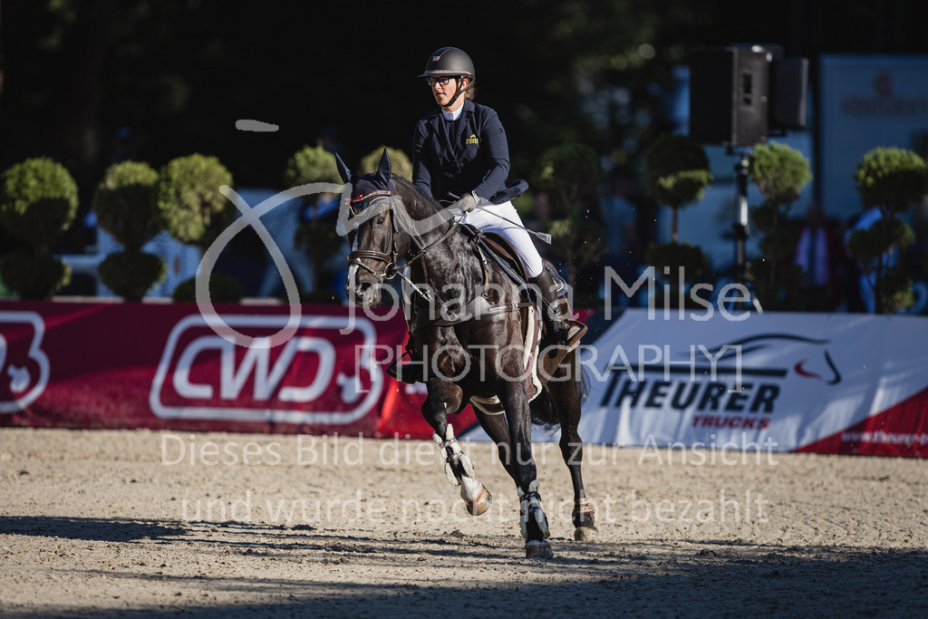 230908_OWLCh_AmateurS-112 | Deine schönsten Turniermomente als professionelle Fotos! Entdecke hochwertige Pferdesport-Fotografie im Online-Shop. Jetzt Fotos finden & bestellen!