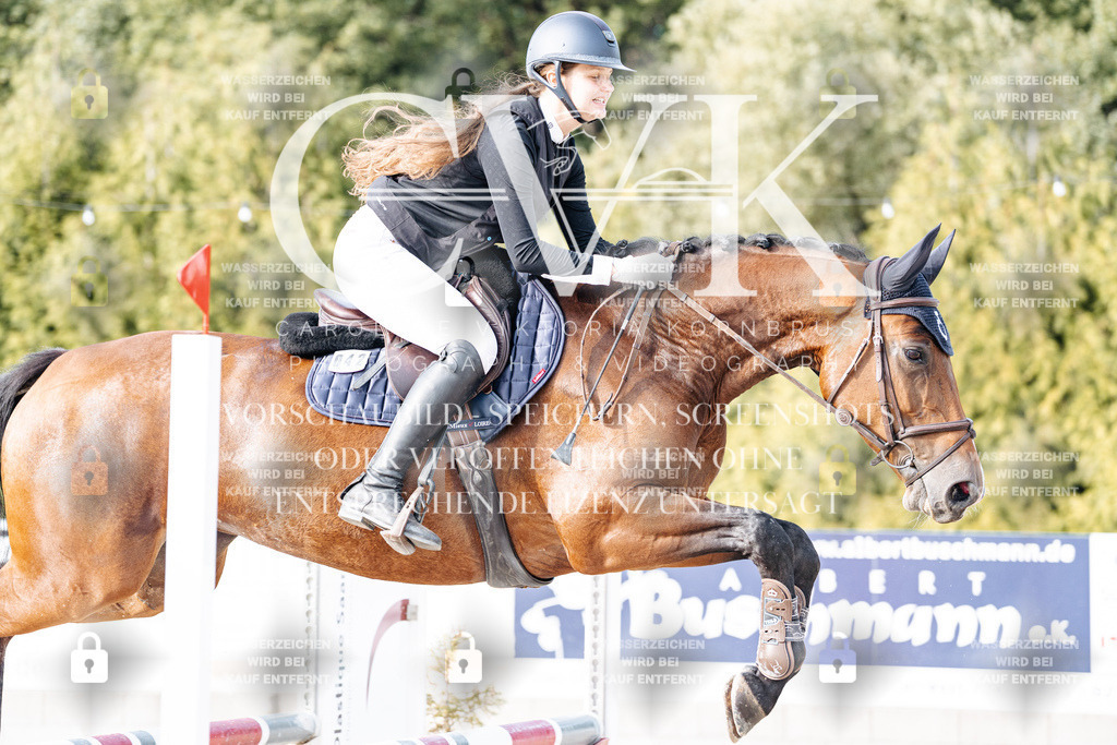 CK906475 | Turnierfotografie Pferdefotografie Trier Rheinland-Pfalz Pferdesport Reitsport Tierfotografie Sportfotografie Pferdevideo Pferdevideografie Equestrianvideography equestrianphotography  - Realisiert mit Pictrs.com