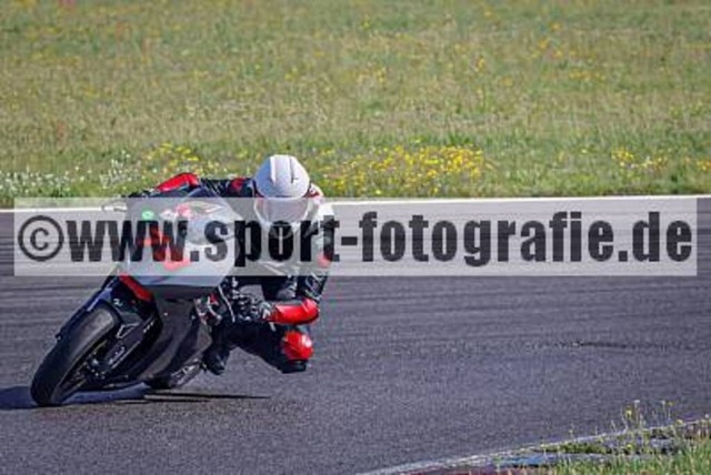 pube2492 | Professionelle Fotos von Sportveranstaltungen, aber auch Hochzeiten und anderen Events. - Realisiert mit Pictrs.com