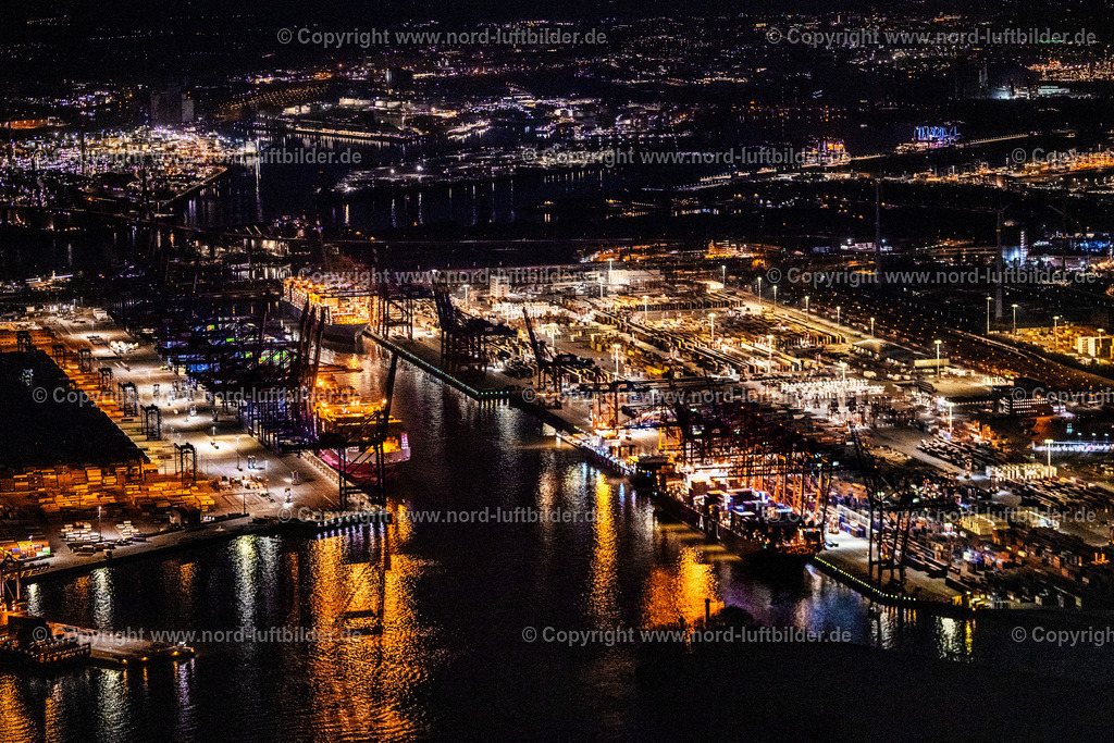 Hamburg_Buchardkai_Eurogate_Nachtaufnahme_ELS_5747060325 | HAMBURG 06.03.2025 Nacht- Lichter und Beleuchtung Container Terminal HHLA Burchardkai und Container Terminal Eurogate am Hamburger Hafen in Hamburg. Weiterführende Informationen bei: EUROGATE GmbH & Co. KGaA, KG,  HPA Hamburg Port Authority,  Hamburger Hafen und Logistik Aktiengesellschaft. // Night lights and lighting Container Terminal HHLA Burchardkai and Container Terminal Eurogate at the Port of Hamburg in Hamburg. Further information at: EUROGATE GmbH & Co. KGaA, KG,  HPA Hamburg Port Authority,  Hamburger Hafen und Logistik Aktiengesellschaft. Foto: Martin Elsen