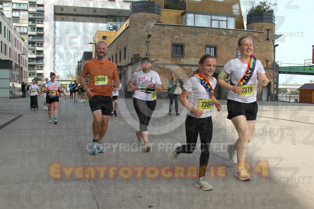 250920_1341_EV4_6457 | Sportfotografie im Rhein-Sieg Kreis, Köln, Bonn, NRW, Rheinland Pfalz, Hessen, etc. Unser Tätigkeitsfeld umfasst den Laufsport vom Volkslauf über den Marathon, Duathlon, Triathon bis zum Ultralauf wie Kölnpfad Ultra oder Schindertrail.