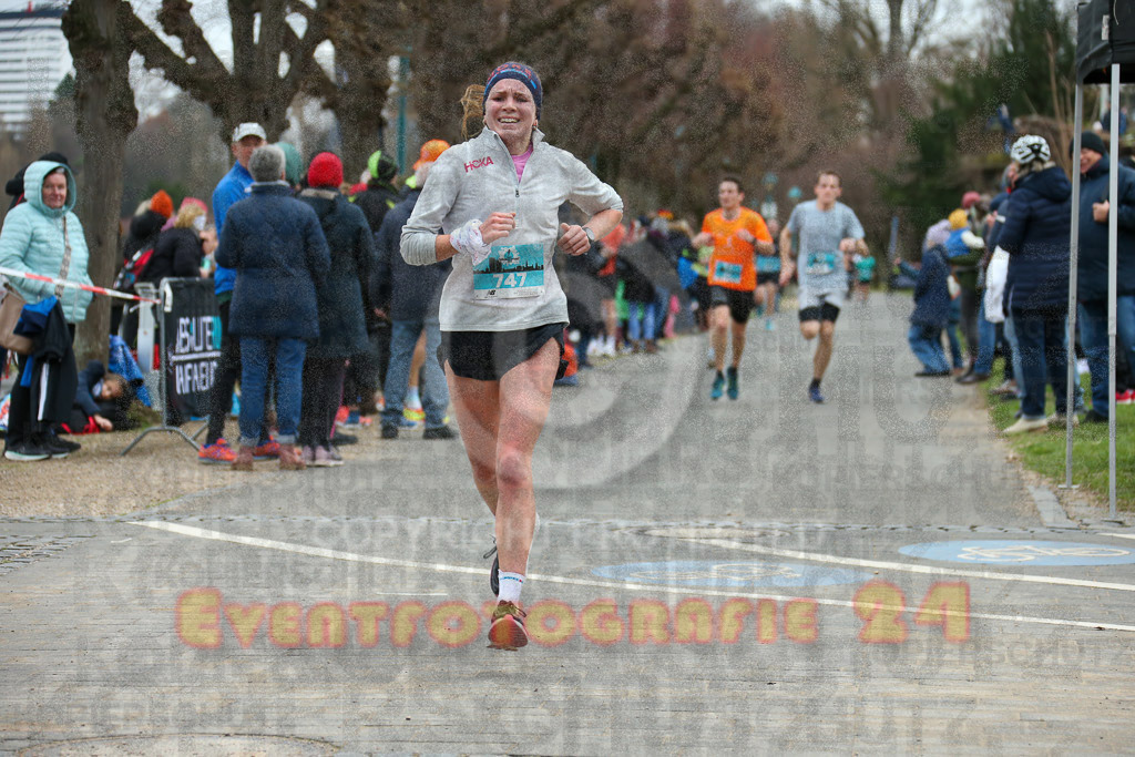 231231_1155_EX1_4553 | Sportfotografie im Rhein-Sieg Kreis, Köln, Bonn, NRW, Rheinland Pfalz, Hessen, etc. Unser Tätigkeitsfeld umfasst den Laufsport vom Volkslauf über den Marathon, Duathlon, Triathon bis zum Ultralauf wie Kölnpfad Ultra oder Schindertrail.