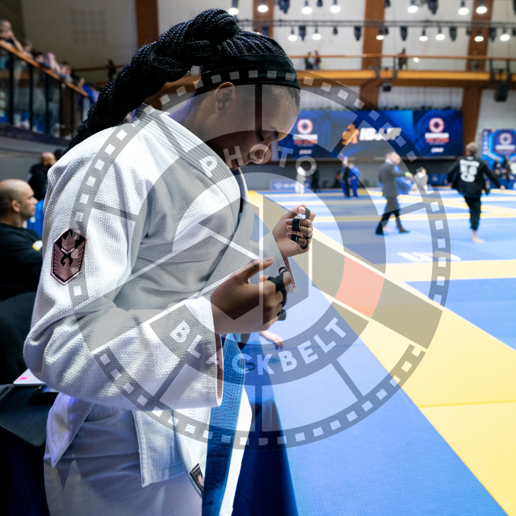 20240121PBB6286 | Fighters compete during the second day of the IBJJF European Championship in Paris, France, on January 21, 2024.