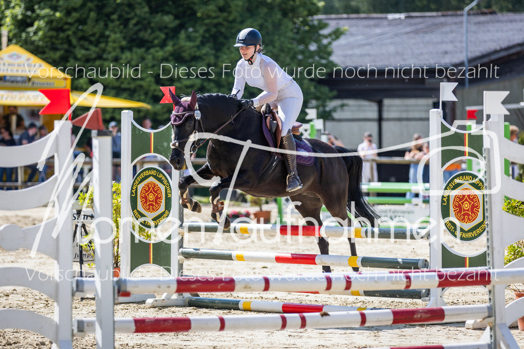 Donop24-ESpr-094 | MomenTaufnahmen Pferdesportfotos