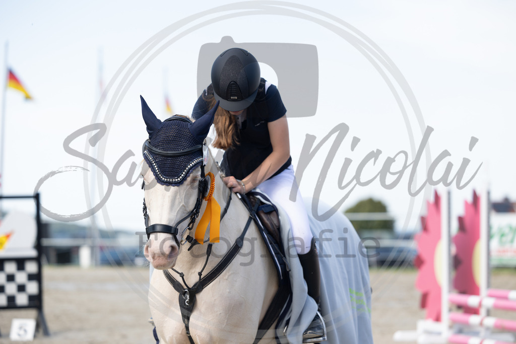994A1749 | sabrinanicolaifotografie - Realisiert mit Pictrs.com