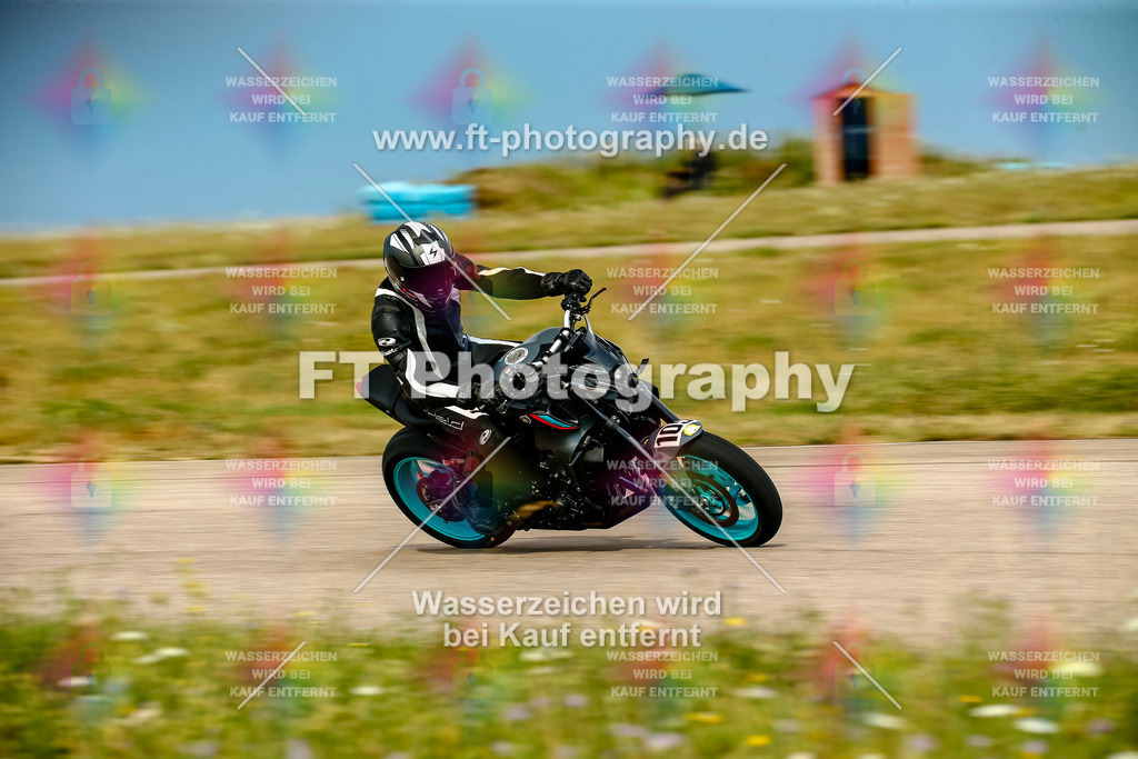 Chambley Juli-0680 | Hier findet Ihr Bilder von Touristenfahrten auf der Nürburgring Nordschleife oder von anderen Veranstaltungen die ich besucht habe. Viel Spass beim Durch Schauen 