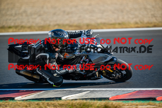 MaZZes_FotoMatrix_220624_9307 | PROSUPERSTOCK