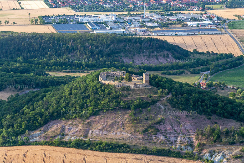 Luftbild: Burg Gleichen im Ortsteil Wandersleben in Drei Gleichen im Bundesland Thüringen in Deutschland. Foto: IMG_116088.jpg vom 10.07.2019 durch Werner Riehm/FLY-FOTO.de