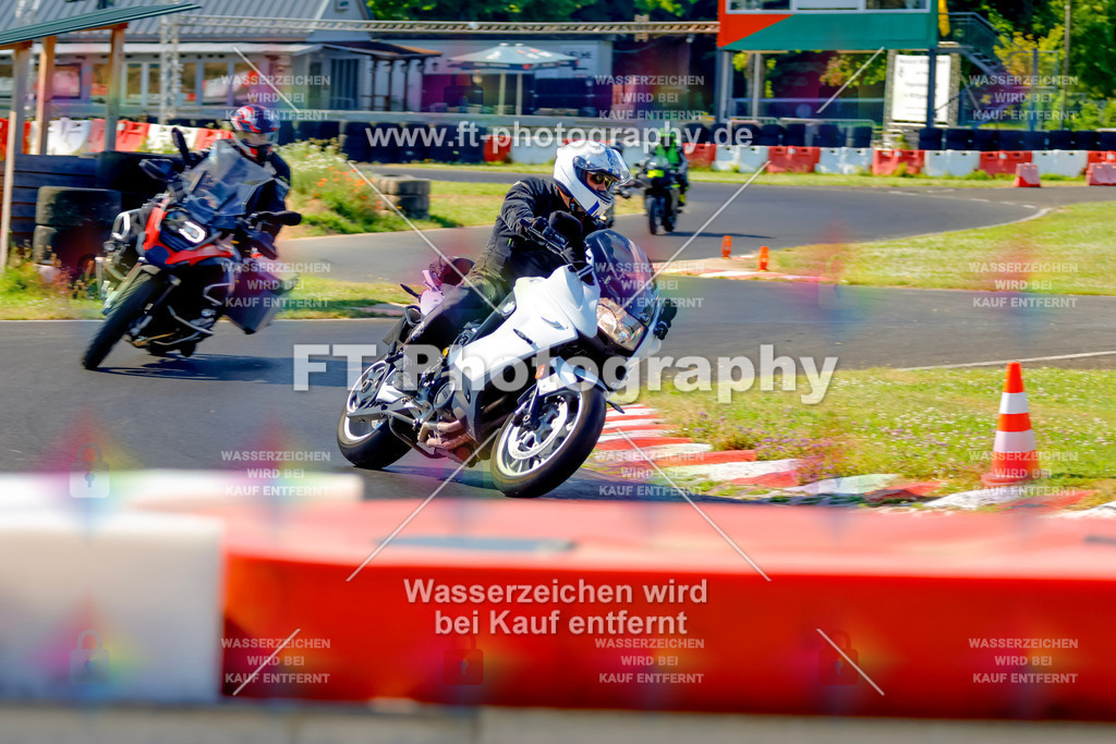 _MOT8886 | Hier findet Ihr Bilder von Touristenfahrten auf der Nürburgring Nordschleife oder von anderen Veranstaltungen die ich besucht habe. Viel Spass beim Durch Schauen 