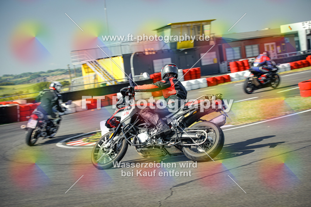 OBK_Mai_Justin_Uwe-10424 | Hier findet Ihr Bilder von Touristenfahrten auf der Nürburgring Nordschleife oder von anderen Veranstaltungen die ich besucht habe. Viel Spass beim Durch Schauen 