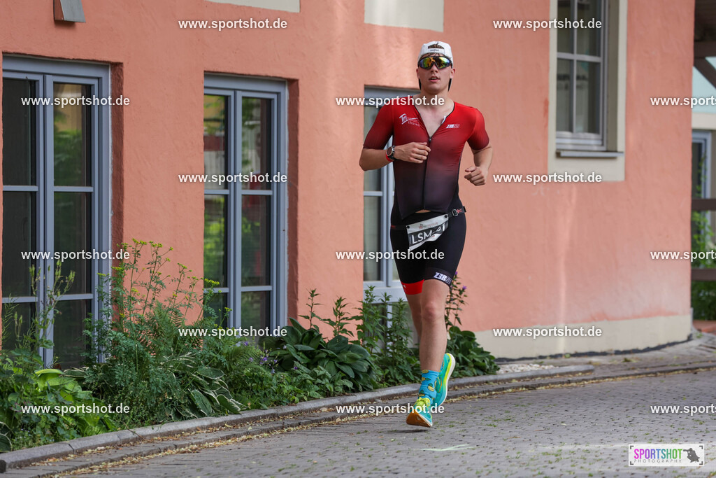 KSZ_6464 | Stadttriathlon Erding 2025. #yourpictrs #sportshot_your_pictrs @Sportshotphotography #stadttriathlonerding Copyright: www.sportshot.de