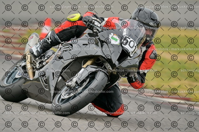 25bt05-0566 | markuskiefer.com - Realisiert mit Pictrs.com