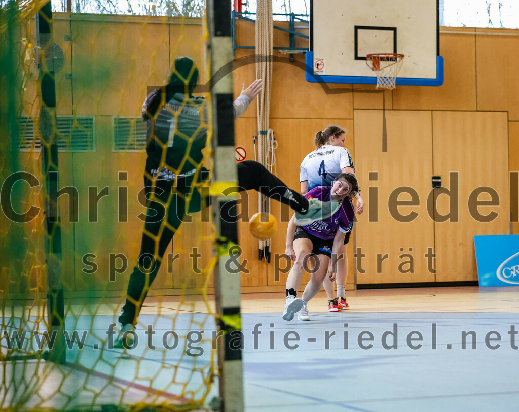 2023-12-16_067_SpVgg_Altenerding_gegen_HC_Donau-Paar_II | Erding, Deutschland, 16.12.2023:
Handball, Bezirksoberliga Frauen Altbayern 2023 / 2024, 10. Spieltag, SpVgg Altenerding gegen HC Donau/Paar II, Endergebnis: 22:22

Foto: Christian Riedel / fotografie-riedel.net