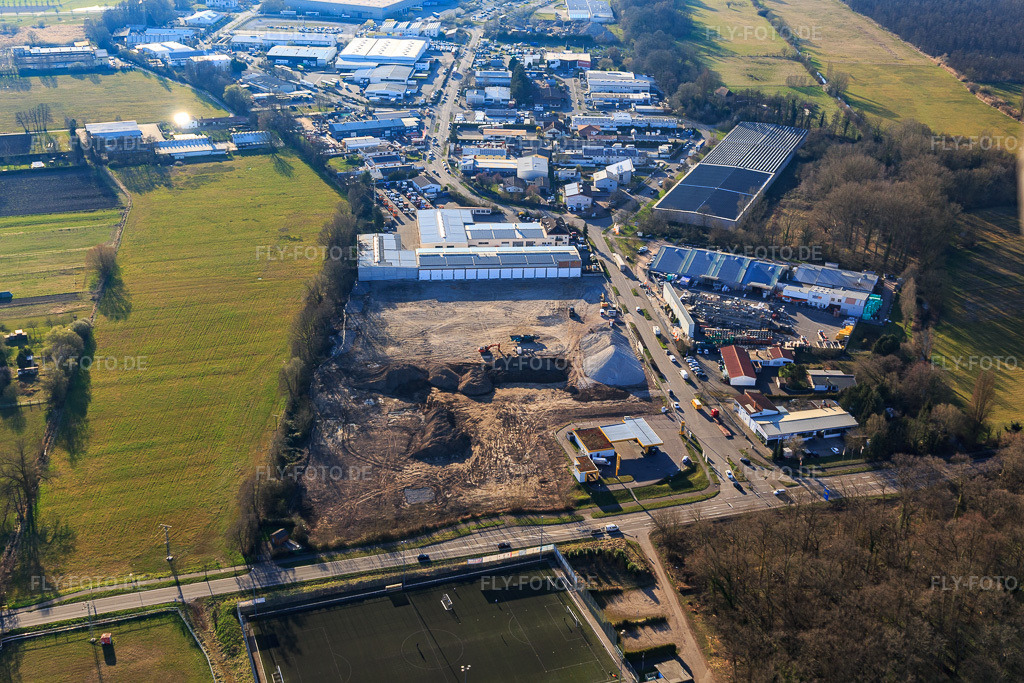 Luftbild: Baustelle zur Erschliessung des neuen Logistikpark der HANSAINVEST und DFI-Real-Estate Kandel nach Abriss des OBI-Markts im Ortsteil Minderslachen in Kandel im Bundesland Rheinland-Pfalz in Deutschland. – Foto: IMG_145594.jpg vom 19.03.2025 durch Werner Riehm/FLY-FOTO.de – Auflösung des Originals: 5004 x 3336 px – Entdecke HANSAINVEST | Kapital-verwaltungs-gesellschaft: Hansainvest – DFI Real Estate - Driving Future Innovation