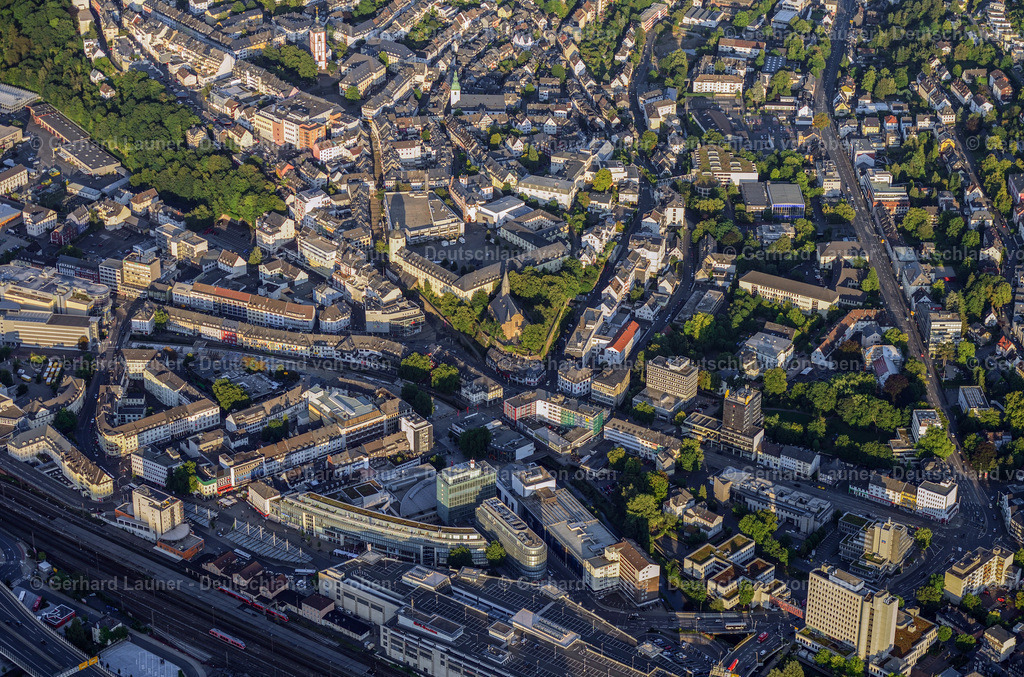 3291044 | Online-Shop für Luftbilder aus Deutschland. Seit über 45 Jahren baut Gerhard Launer das Luftbildarchiv mit unterschiedlichsten Themen stetig weiter aus.