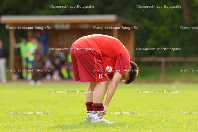 Fußball I Junioren I Kreispokal Lübeck I Finale I JSG Concordia Lübeck - TSV Siems I 09.06.2025.130 | Leon Möller (10, TSV Siems) - Realisiert mit Pictrs.com