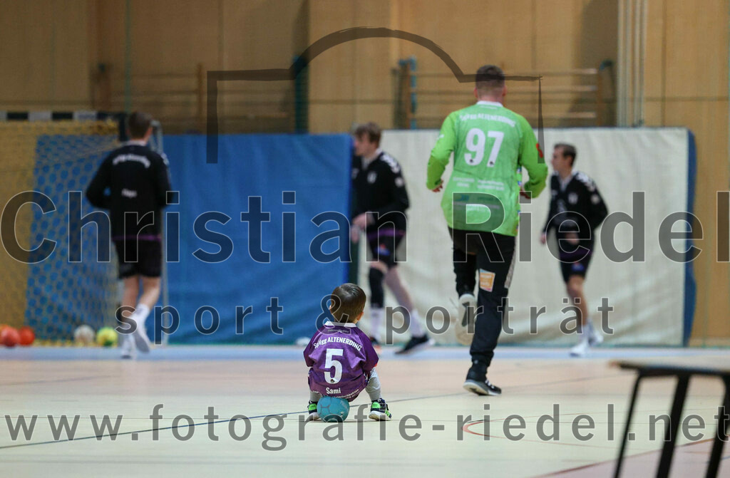 2023-12-09_001_SpVgg_Altenerding_gegen_TSV_Indersdorf | Erding, Deutschland, 09.12.2023:
Handball, Bezirksoberliga Männer 2023 / 2024, 10. Spieltag, SpVgg Altenerding gegen TSV Indersdorf, Endergebnis: 42:25

Ferdinand Mayer (SpVgg Altenerding, #97)

Foto: Christian Riedel / fotografie-riedel.net