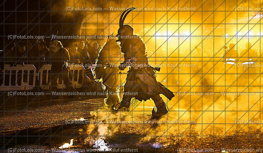 ALP8051_PerchtengruppenTreffen Gaming | (C)FotoLois.com, Alois Spandl. Perchtengruzppentreffen in Gaming am Badparkplatz, Fr 5. Januar 2024.