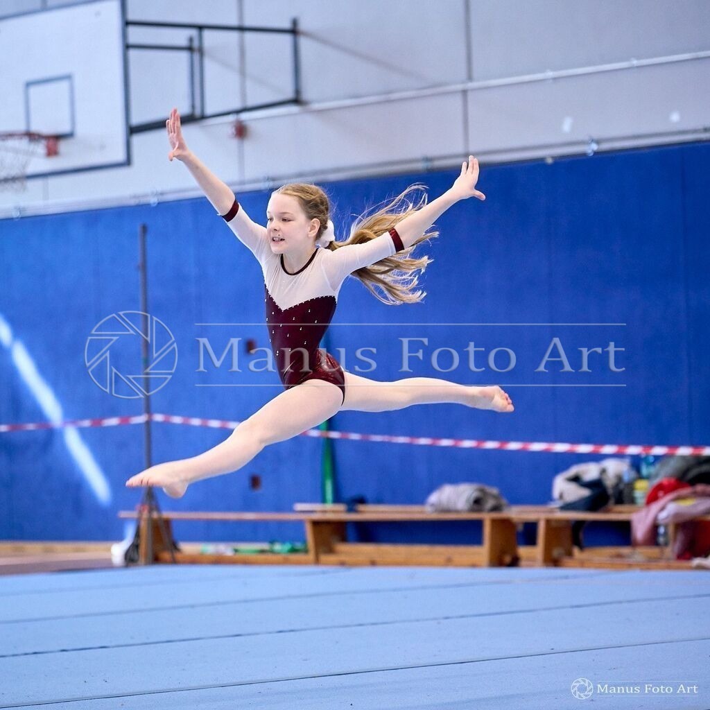 2024-04-19-2-1-A-DSC00182 | Professionelle Sportfotografie in Hamburg, Schleswig-Holstein und Niedersachsen – spezialisiert auf Rhönrad, Geräteturnen, Leistungsturnen und rhythmische Sportgymnastik. Bundesweite Begleitung von Rhönrad-Events. Jetzt Sport-Fotos - Realisiert mit Pictrs.com