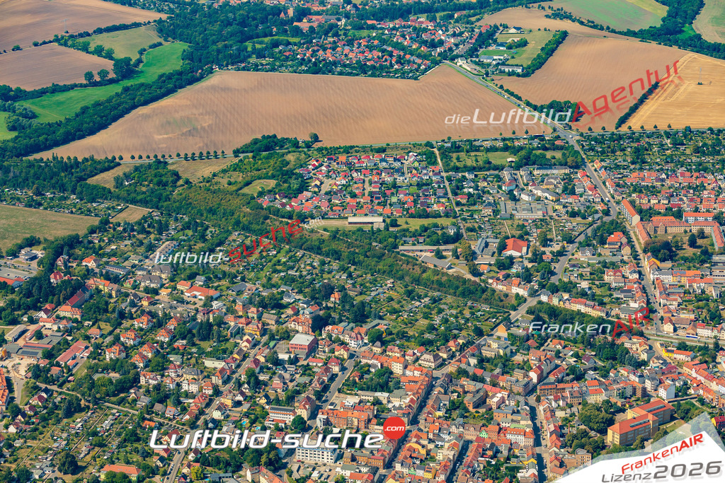 Luftbild Apolda - Die Luftaufnahme wurde 2025 vom UL-Flugzeug heraus erstellt ( keine Drohne ) - Hochauflösende Luftaufnahme - für professionelle Ausdrucke geeignet. Die Geschenkidee !Hier alle&nbsp;Infos zur Lizenzierung der LuftaufnahmeWir fliegen auch dieses Jahr wieder in Ihre Region um Luftbilder zu erstellen.- Luftbild anfragen
