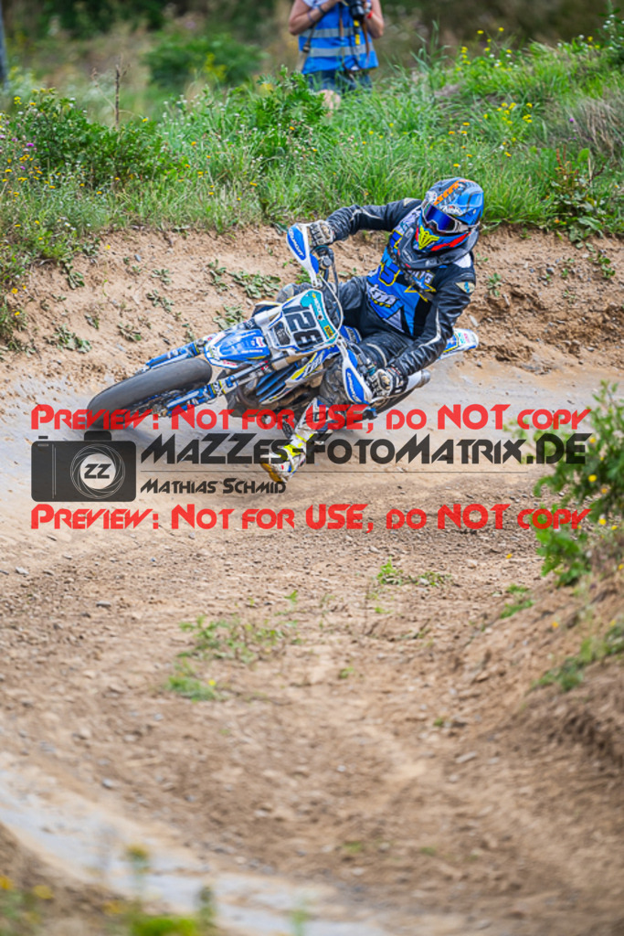 MaZZes_FotoMatrix_230812_0181 | UE40