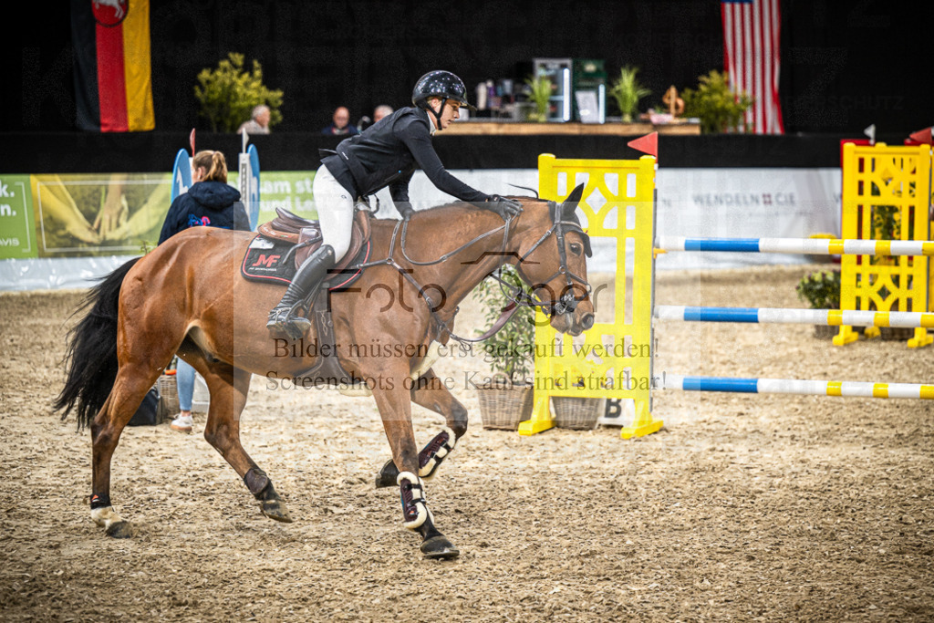 DOS_1999 | Entdecke hochwertige Reitturnierfotos von Foto Oger. Professionell, emotional und authentisch – jetzt Lieblingsmomente im Shop bestellen.Deutschlandweite Turnierfotografie. - Realisiert mit Pictrs.com