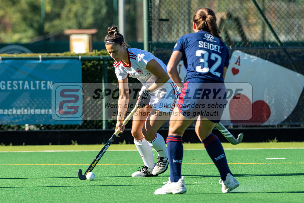 AKa BHC 1.Damen - MHC 1-5 5.10.24 SG-9302 | Hockey,Sport,Fieldhockey,1.Bundesliga,2.Bundesliga,Sportfotografie,Shop,Sportphotography,Feldhockey,Hockeyliga