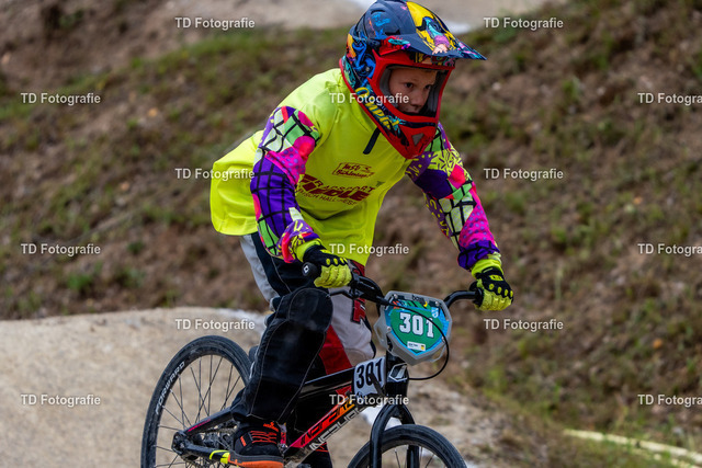 BayBMX2026-05309 | Fotogalerie von Thomas Dettweiler mit Eventbildern und lizenzfreien Fotos. Perfekt als Wandbild, für Büro, Website oder private Nutzung. - Realisiert mit Pictrs.com