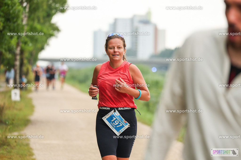 LUR_1972 | 34. M-net Erlanger Triathlon 2025 #erlangertriathlon  #mnettriathlon2025 #mnettriathlon #team #olympischedistanz #mitteldistanz #triathlon #maindonaukanal  #erlangertriathlon2025 #yourpictrs #tv1848 #tv1848erlangen  #triathlonbayern #sportinerlangen #demsportverbunden #sportshot_your_pictrs Copyright: www.sportshot.de