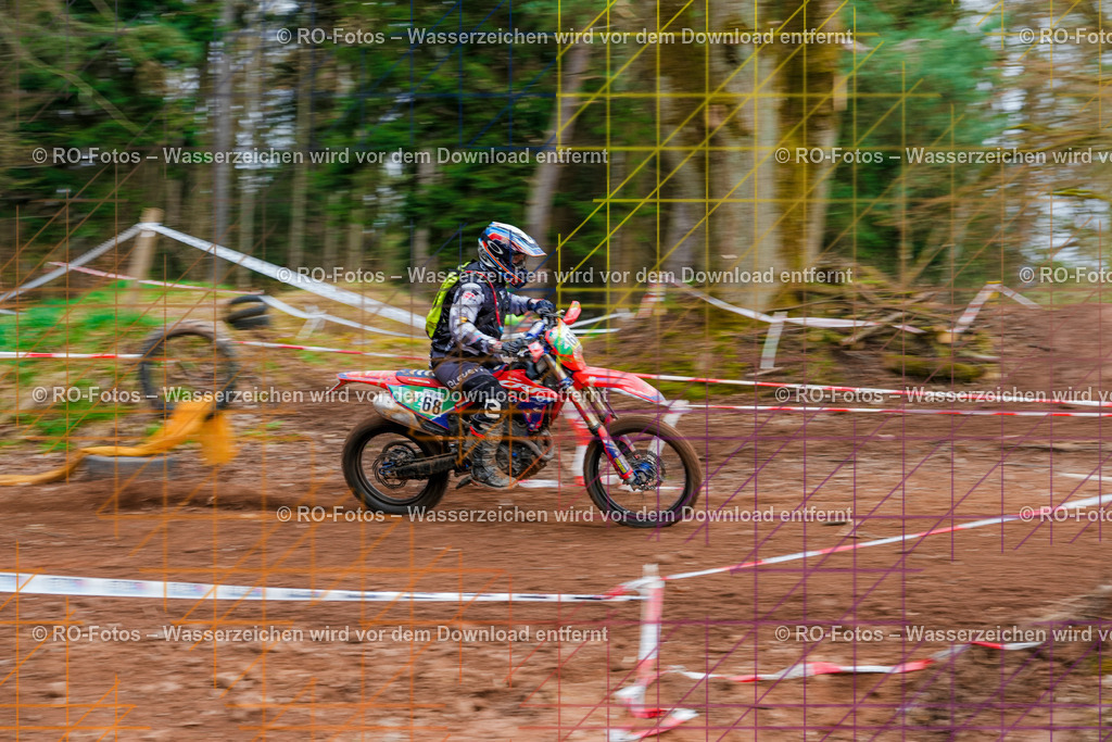 4 Lauf Mernes-1313 | Sportfotografie von RO-Fotos: Motorsport, Motocross, Enduro, Laufveranstaltungen und Triathlon. Professionelle Fotos von Sportlern und Events. - Realisiert mit Pictrs.com