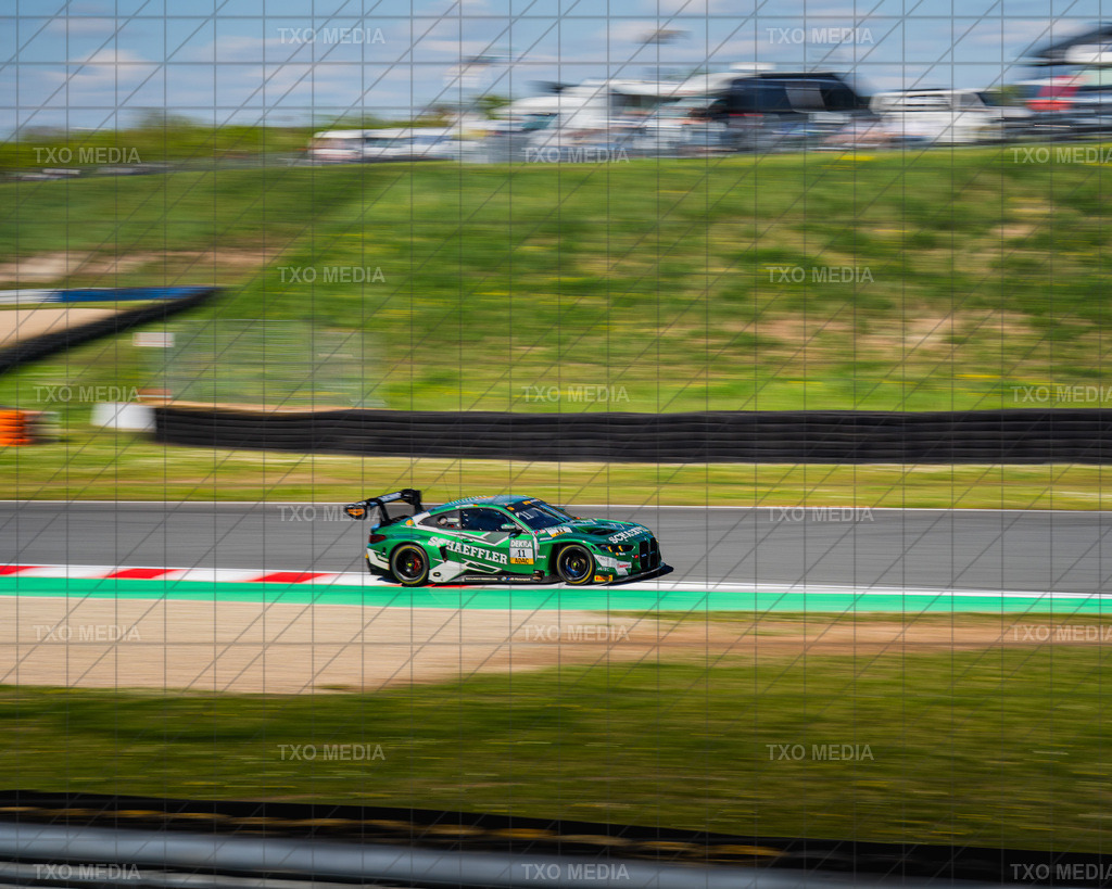 TXM07075 | Exklusive Motorsport-Fotografie aus Leipzig von TXO Media – für Rennfahrer, Teams & Sponsoren. Sausemuth liefert starke Bilder, die Emotion zeigen. Jetzt buchen & glänzen! - Realisiert mit Pictrs.com