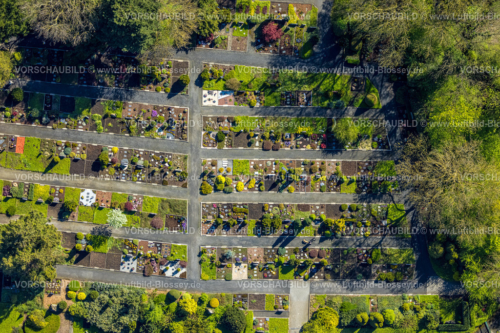 Kamen230406252 | Luftbild, Formen und Farben, evang. Friedhof, Methler, Kamen, Ruhrgebiet, Nordrhein-Westfalen, Deutschland