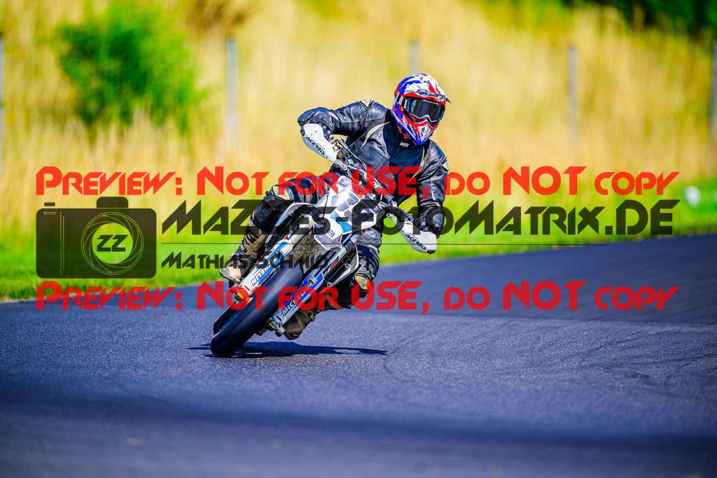 MaZZes_FotoMatrix_240714_6007705_7652 | UE40