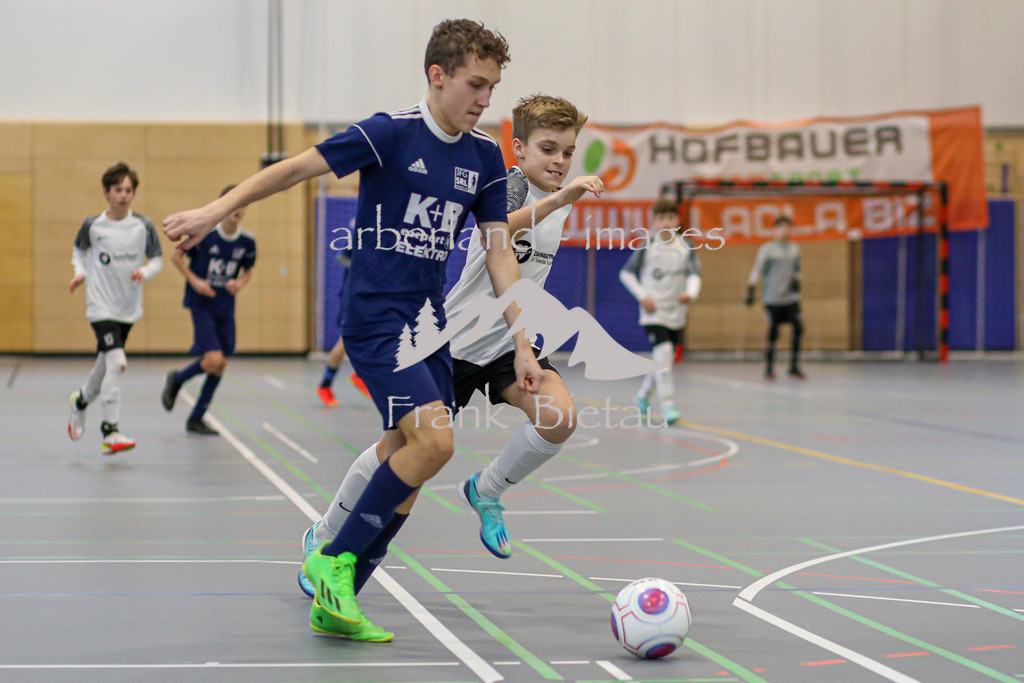 OE7A8196 | Szene aus der Gruppenphase, JFG Straubinger Land - FCJ Tiefenbach