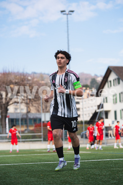 juv_lut_fmachado-0154 | Images from the Juniors B match between Juventus Academy and FC Lutry, played on 18 March 2026 in Lutry, Switzerland, featuring players, coaching staff and match action throughout the game.