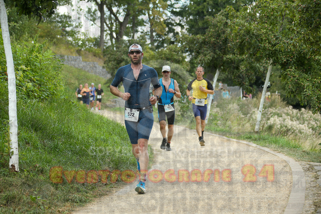 250824_1358_EX1_4452 | Sportfotografie im Rhein-Sieg Kreis, Köln, Bonn, NRW, Rheinland Pfalz, Hessen, etc. Unser Tätigkeitsfeld umfasst den Laufsport vom Volkslauf über den Marathon, Duathlon, Triathon bis zum Ultralauf wie Kölnpfad Ultra oder Schindertrail.
