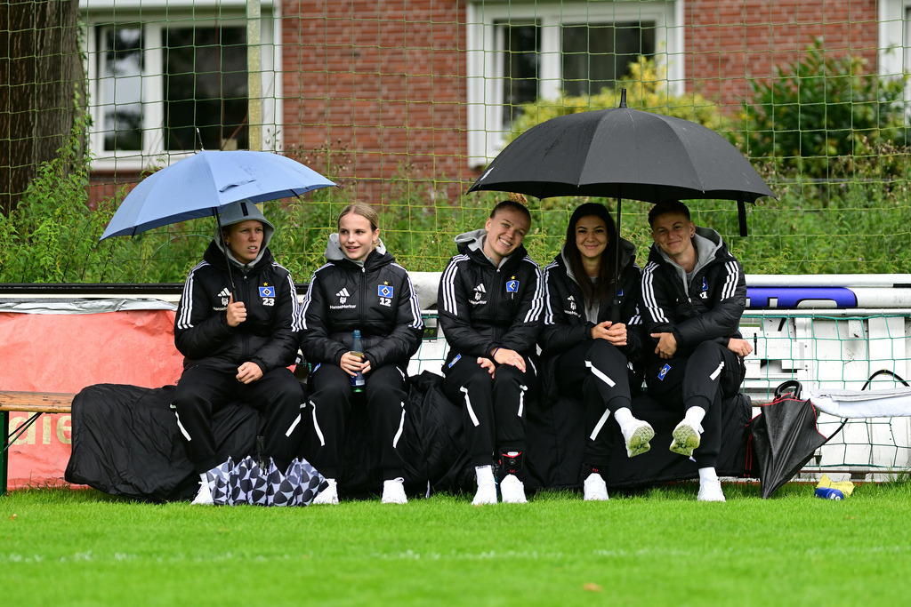 Fußball I Frauen I Saison 2025-2026 I Testspiel I Hamburger SV - FC Viktoria 1889 Berlin | Der Sportfotograf. - Realisiert mit Pictrs.com