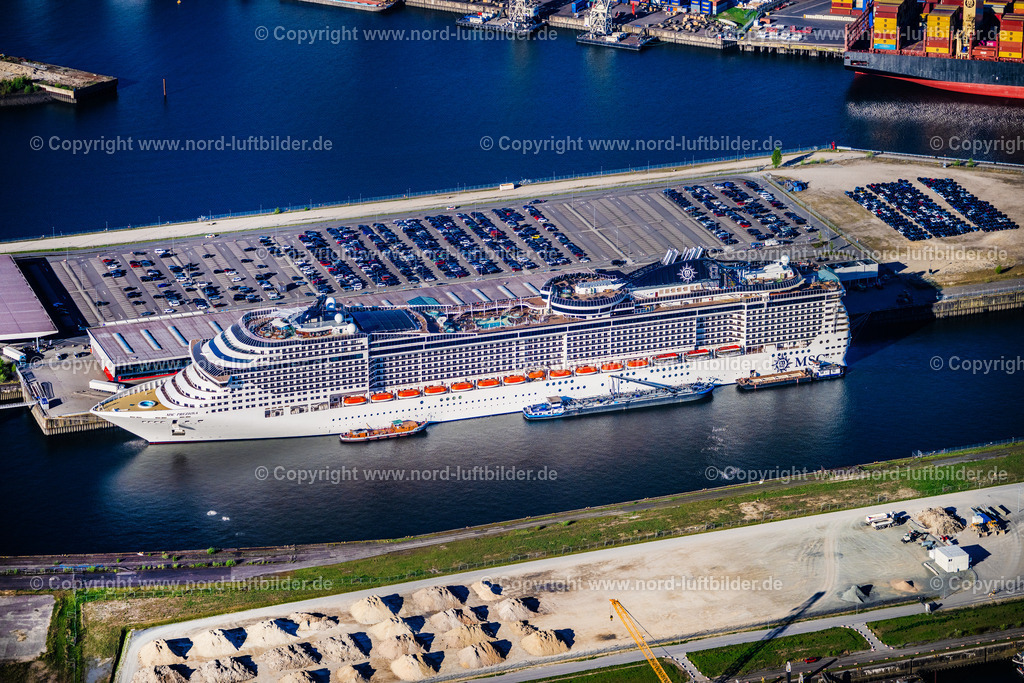 Hamburg_Steinwerder_Cruise_Terminal_Msc_Preziosa_Kreuzfahrtschiff_ELS_1636270425 | HAMBURG 27.04.2025 Kuhwerder und Kreuzfahrt-Terminal in Hamburg-Mitte / Steinwerder " MSC Preziosa ". Ein Projekt der Hamburg Port Authority HPA. // Kuhwerder and the cruise terminal in Hamburg-Mitte / Steinwerder "MSC Preziosa." A project of the Hamburg Port Authority (HPA). Foto: Martin Elsen