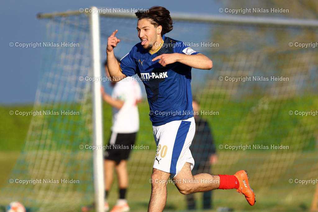 NH_JFVLübeckU19_HolsteinKielU19_SHFVLandespokal_14052026 | #20 Emin Torunogullari (Holstein Kiel U19) bejubelt seinen Treffer zum 1:2.Fußball I Junioren I SHFV-Landespokal (A-Junioren) I Saison 2025-2026 I Finale I JFV Lübeck U19 - Holstein Kiel U19 I 14.05.2026 I Uwe-Seeler-Fußball-Park