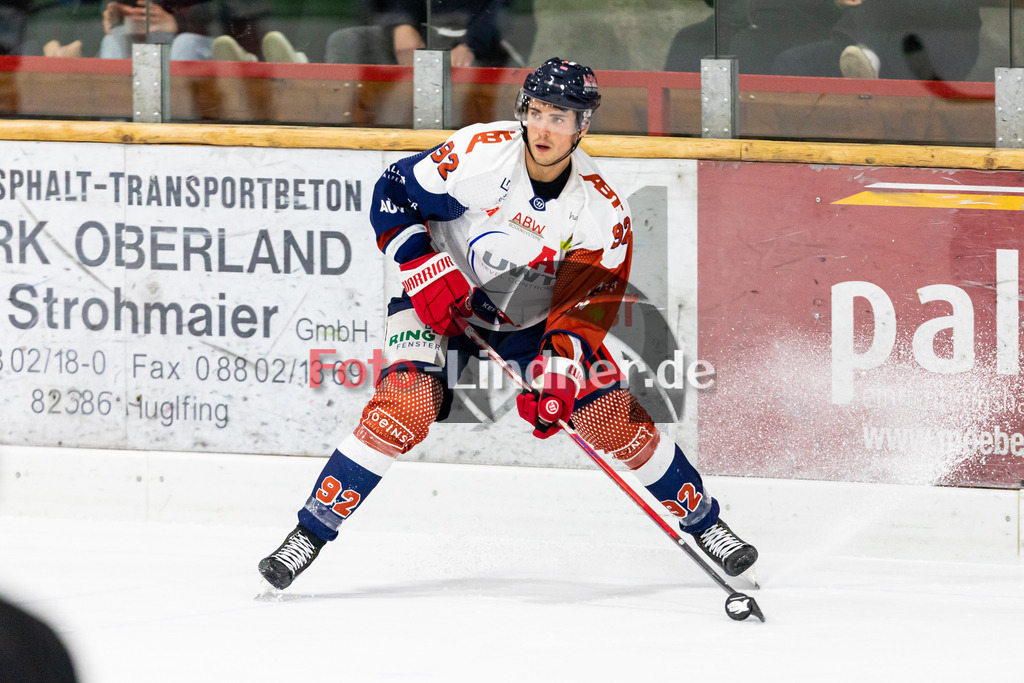 Bayernliga Eishockey TSV Peißenberg Miners gegen ESC Kempten Sharks am 28.10.22 im Eisstadion Peißenberg | Bayernliga Eishockey TSV Peißenberg Miners gegen ESC Kempten Sharks am 28.10.22 im Eisstadion Peißenberg