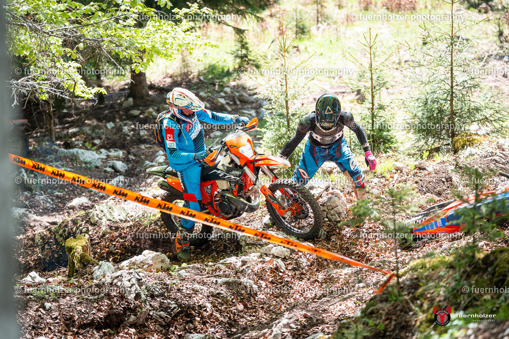 fuernholzer_250501-C2-176 | Fotografische Impressionen von der Red Stag Enduro Extreme by fuernholzer-photography.com. Endurosport in Österreich fotografisch festgehalten von fuernholzer. Auftragsfotografie für Private, Gewerbefotos und Industriefotografie. Eventfotografie, Sportfotografie und Motorsportfotografie. Anbieter von Fotoworkshops, Fototraining, fotografischen Vorträgen und Fotoseminaren.