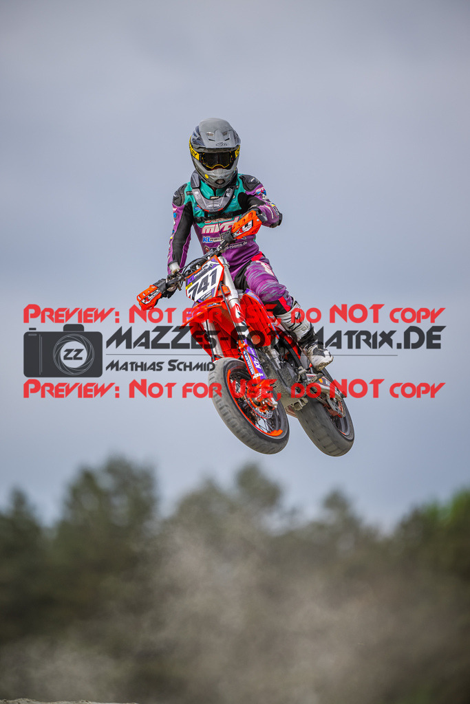 MaZZes_Fotomatrix_20250504_6007705_7919 | S1