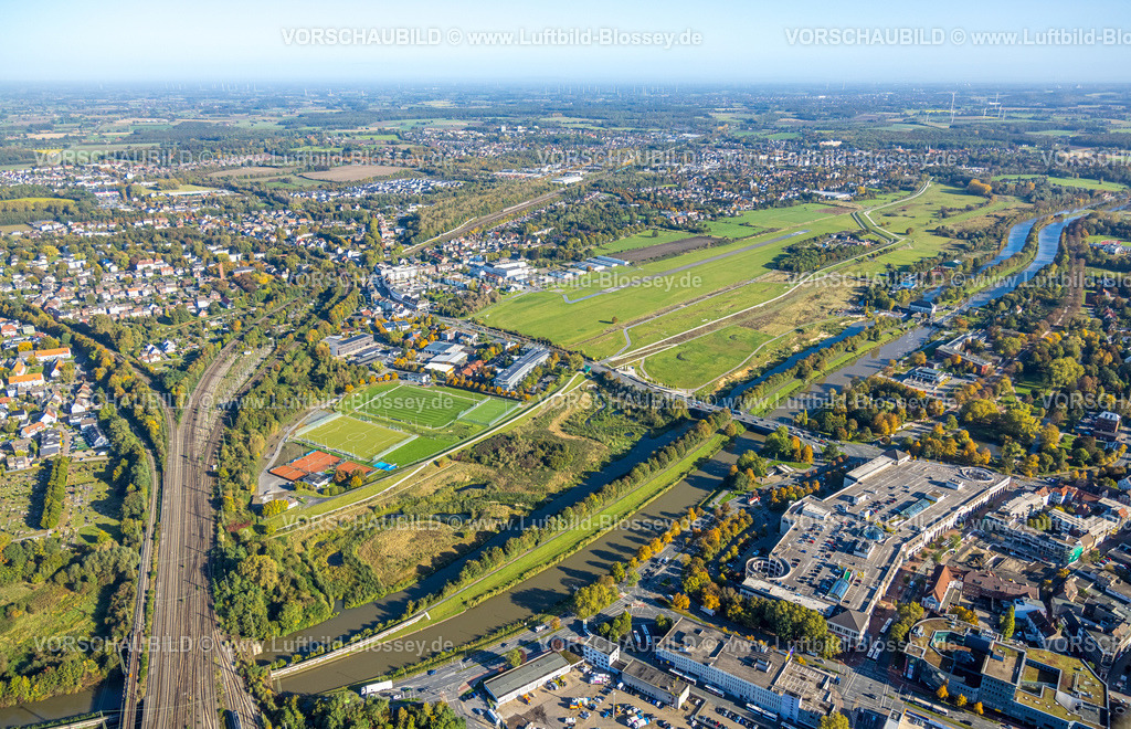 Hamm241006895 | Luftbild, Erlebensraum Hamm und Kläranlage Hamm Mattenbeckemit Flugplatz Lippewiesen, Fluss Lippe und Datteln-Hamm-Kanal, Ortsansicht und Allee-Center, Blick nach Heessen, Mitte, Hamm, Ruhrgebiet, Nordrhein-Westfalen, Deutschland