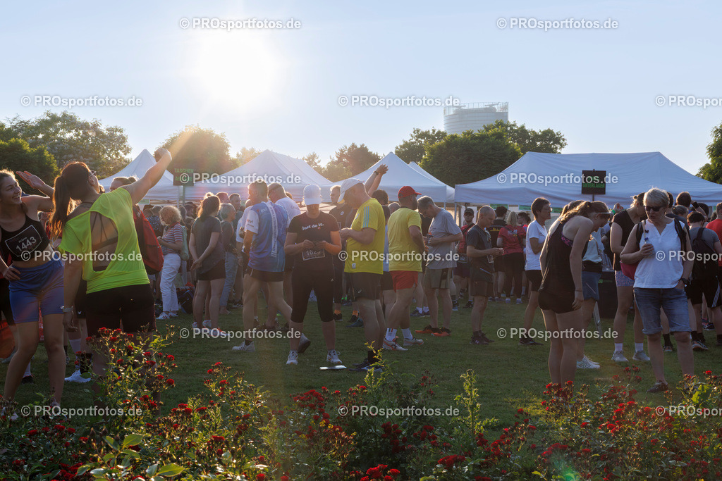 Sparda-Bank Nachtlauf Bonn; Bonn, 18.06.2025 | Impressionen vom Sparda-Bank Nachtlauf Bonn am 18.06.2025 in Bonn (Nordrhein-Westfalen). 