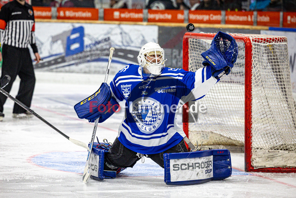 SC Forst NATURE BOYS gegen ESC Hassfurt HAWKS | Eishockey Landesliga Herren Playoffs 2024/25 - Spiel 2 von 4, SC Forst NATURE BOYS gegen ESC Hassfurt HAWKS, 20250222,,2025-02-22 in Peißenberg (Eisstadion Peißenberg)Copyright: WolfgangxLindner foto-lindner.de