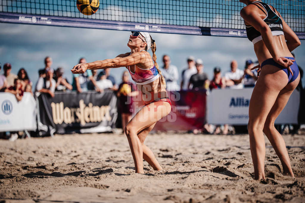 Beachvolleyball | Frauen | Deutsche Meisterschaften 2025 Timmendorfer Strand | 04.09.2025 | Maja Rosko spielt den Ball