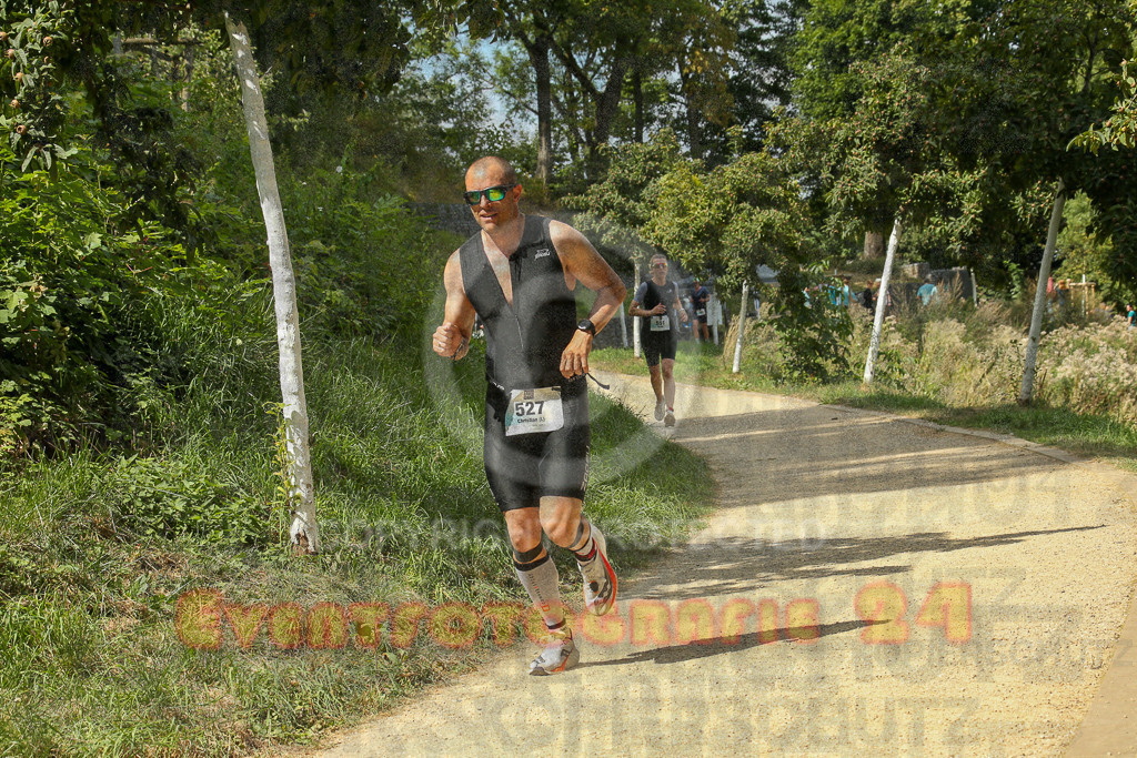 250824_1411_EX1_5287 | Sportfotografie im Rhein-Sieg Kreis, Köln, Bonn, NRW, Rheinland Pfalz, Hessen, etc. Unser Tätigkeitsfeld umfasst den Laufsport vom Volkslauf über den Marathon, Duathlon, Triathon bis zum Ultralauf wie Kölnpfad Ultra oder Schindertrail.