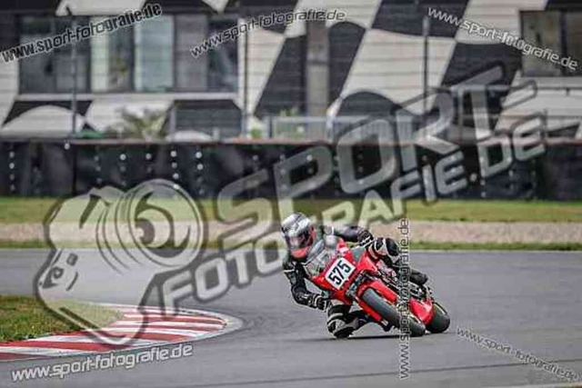 pubi8090 | Professionelle Fotos von Sportveranstaltungen, aber auch Hochzeiten und anderen Events. - Realisiert mit Pictrs.com