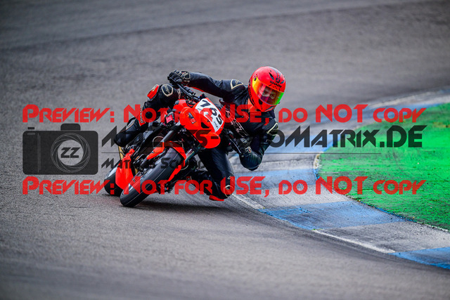 MaZZes_FotoMatrix_240614_6007705_5279 | WEISS