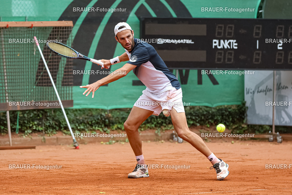 HTC Blau-Weiß Krefeld - LTTC Rot-Weiß Berlin  | Krefeld, Deutschland 21.07.2023, Stefano Travaglia (HTC Blau-Weiß Krefeld) gegen Timo Stadder (LTTC Rot-Weiss Berlin) ,

bei der 2. Tennis Bundesliga Nord Begegnung zwischen HTC Blau-Weiß Krefeld und LTTC Rot-Weiß Berlin am 21.07.2023 in Krefeld.

(Foto: BRAUER-Fotoagentur)
 
